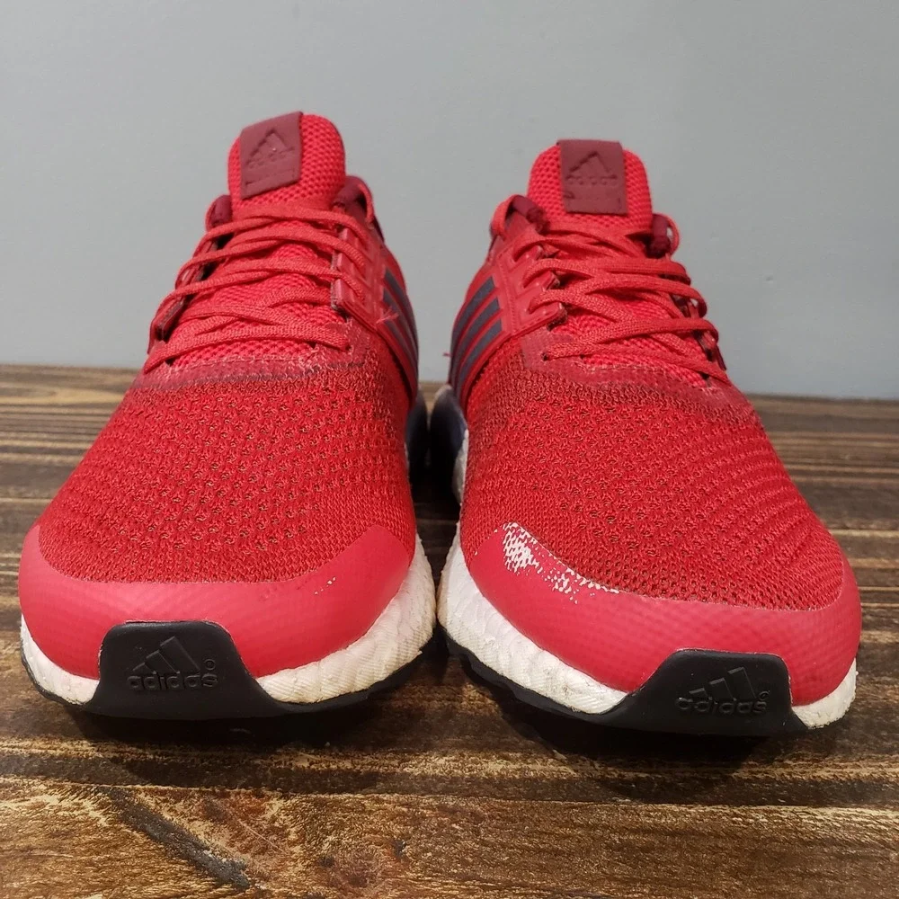 Adidas Running Shoes Mens 9.5 UltraBoost Red Good BB3930 Athletic Sneakers